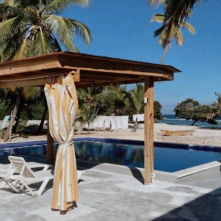 Hotel Al Mare Barahona Екстериор снимка