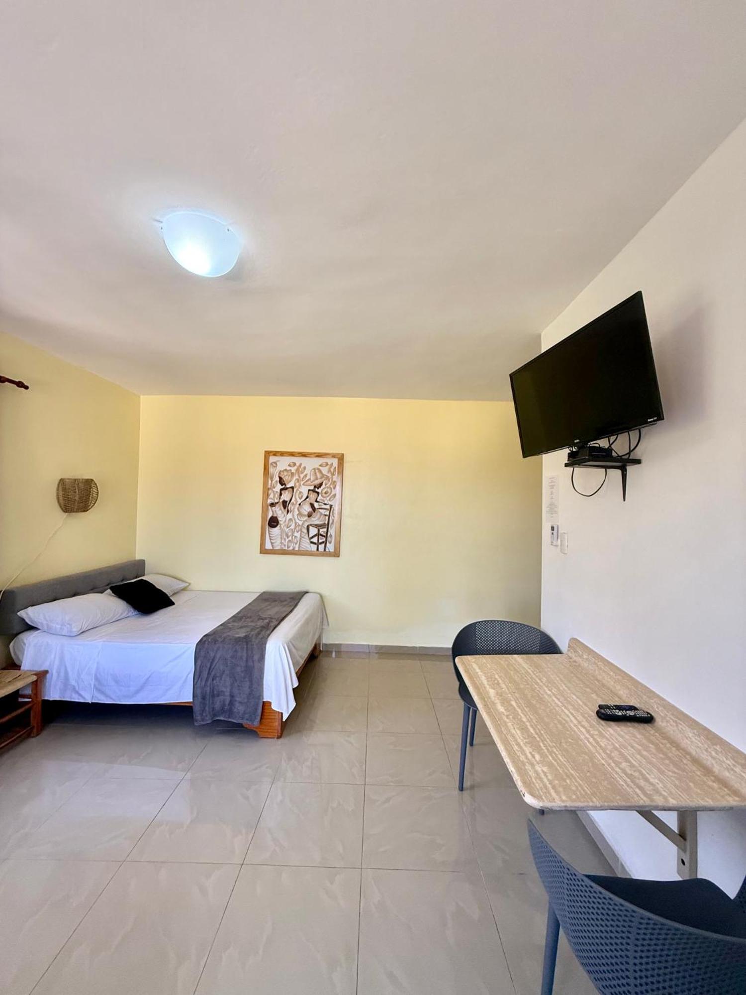 Hotel Al Mare Barahona Екстериор снимка
