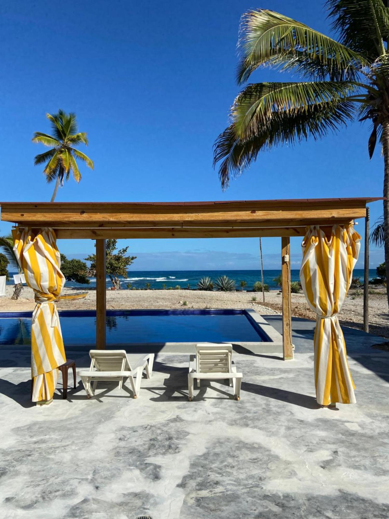 Hotel Al Mare Barahona Екстериор снимка