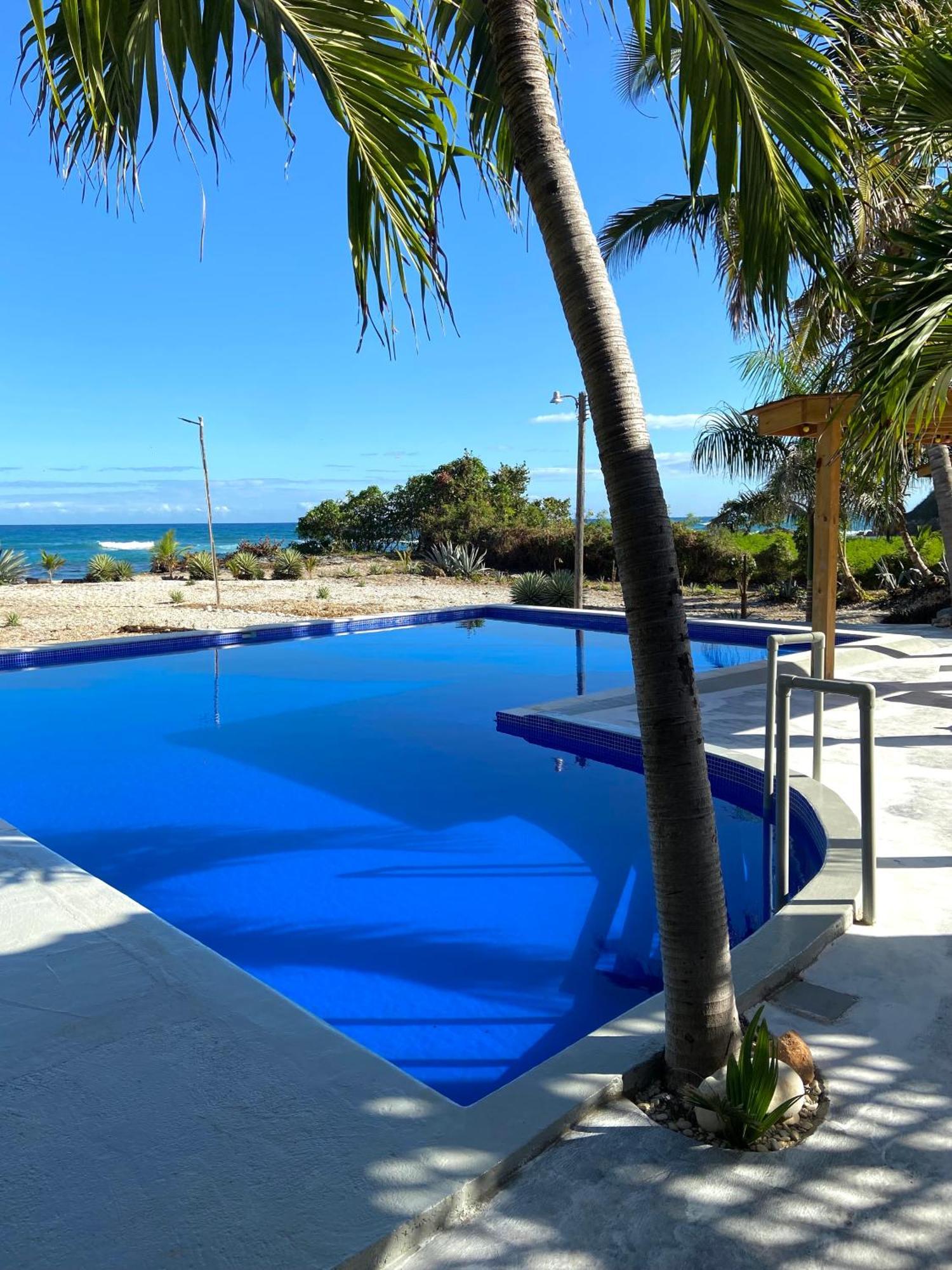 Hotel Al Mare Barahona Екстериор снимка