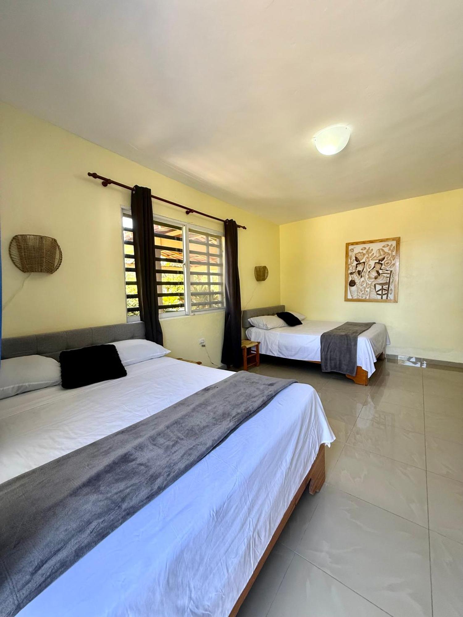 Hotel Al Mare Barahona Екстериор снимка