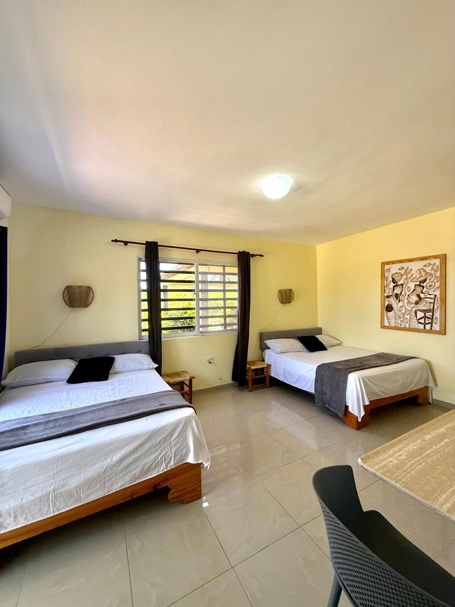 Hotel Al Mare Barahona Екстериор снимка