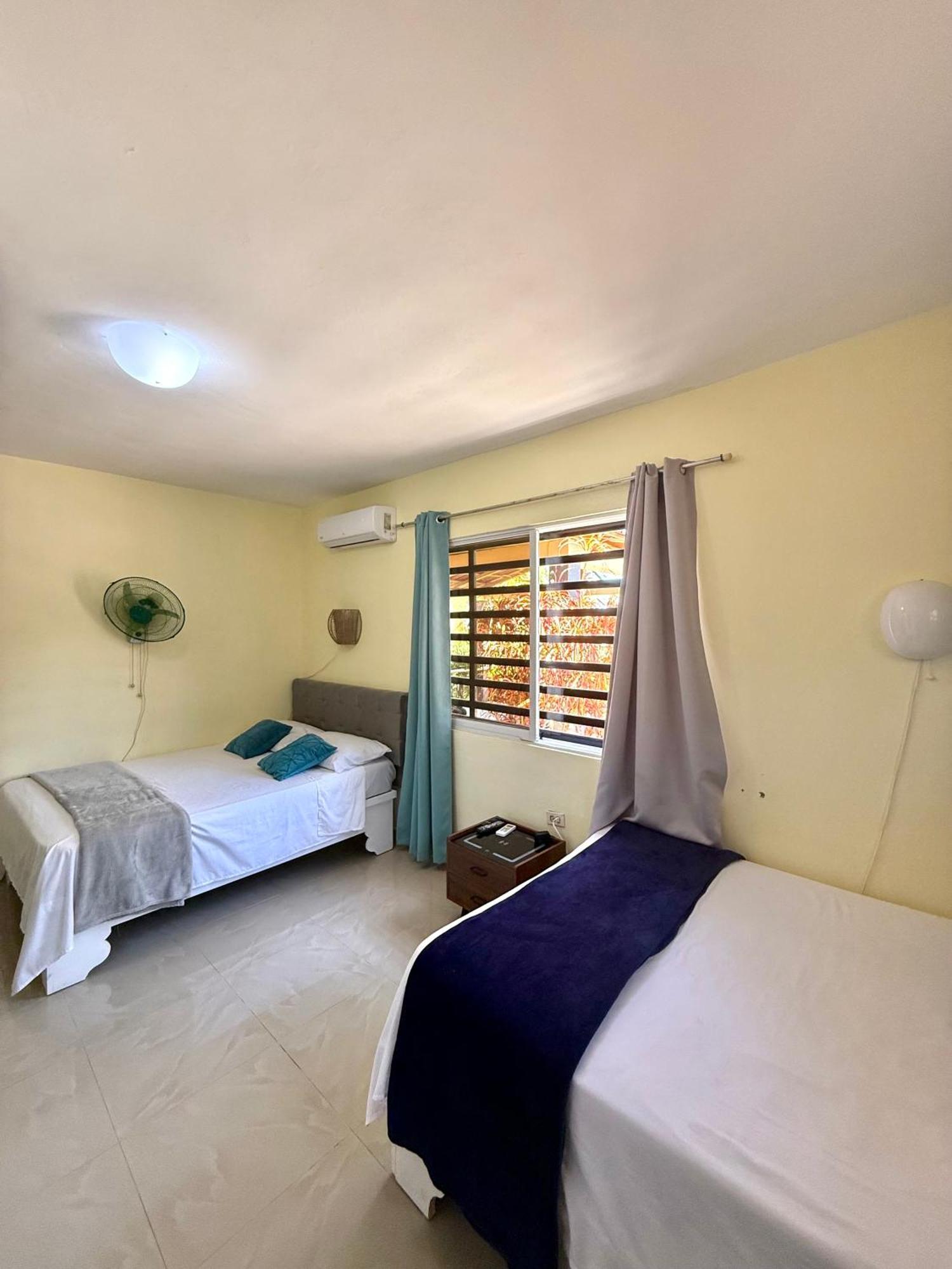 Hotel Al Mare Barahona Екстериор снимка